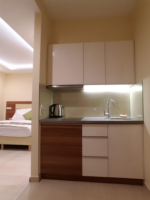 Tuenderlak Vendeghaz Apartment Balatonfured Bagian luar foto