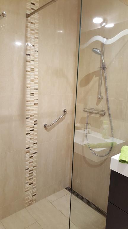 Tuenderlak Vendeghaz Apartment Balatonfured Bagian luar foto