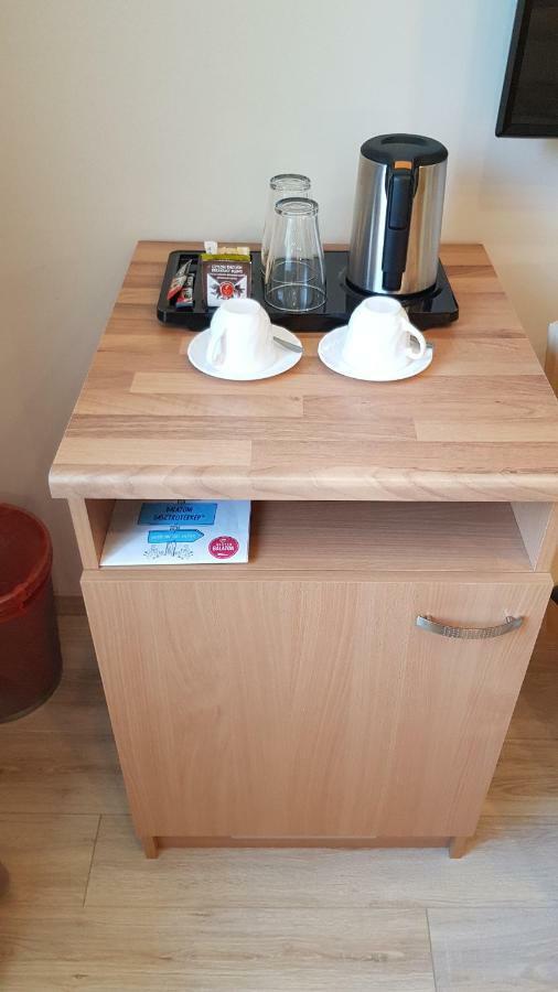 Tuenderlak Vendeghaz Apartment Balatonfured Bagian luar foto